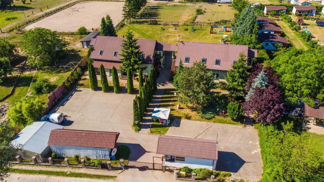 Agroturystyka Pod Kogutem Dziwnówek Exteriér fotografie